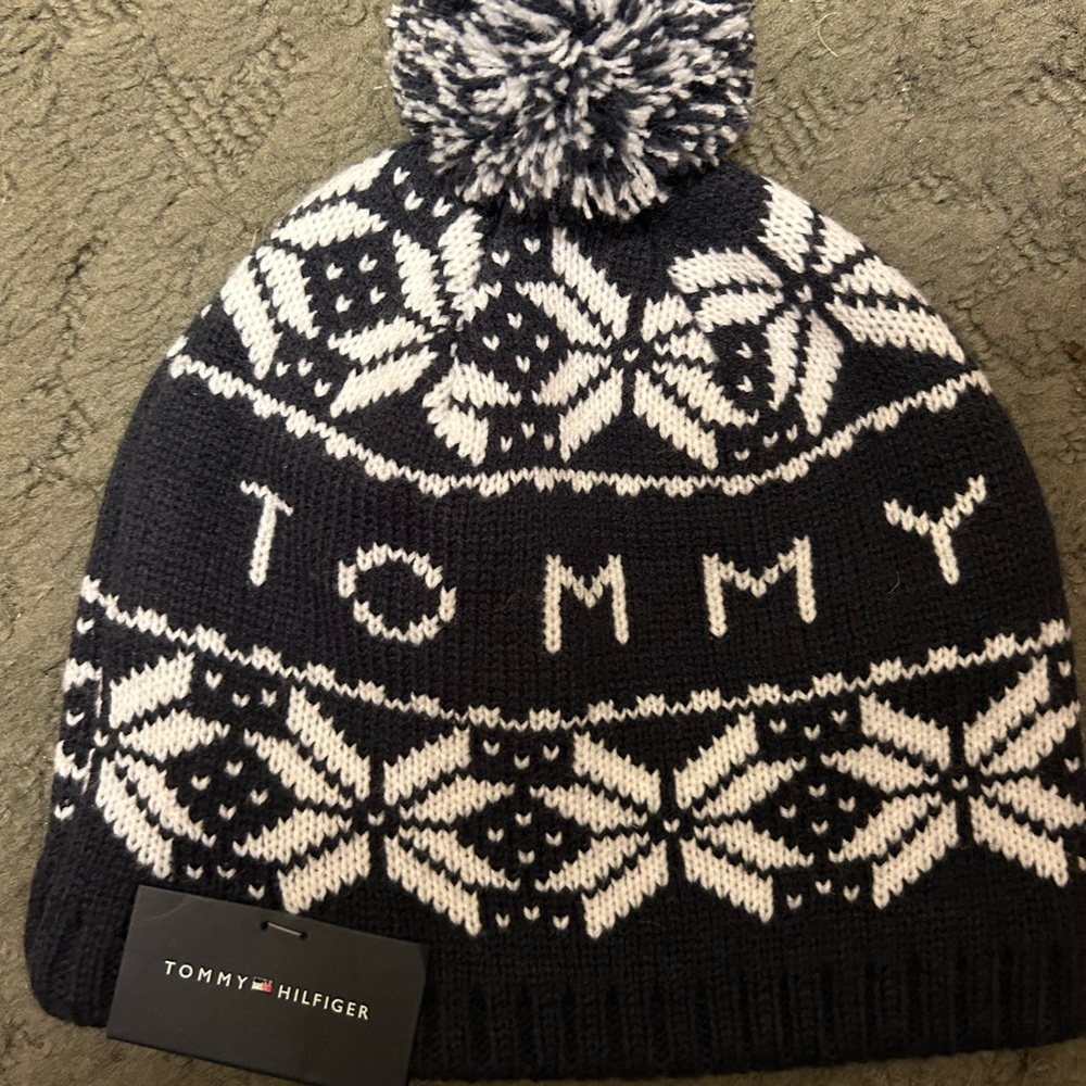 Tommy Hilfiger. winter hat new